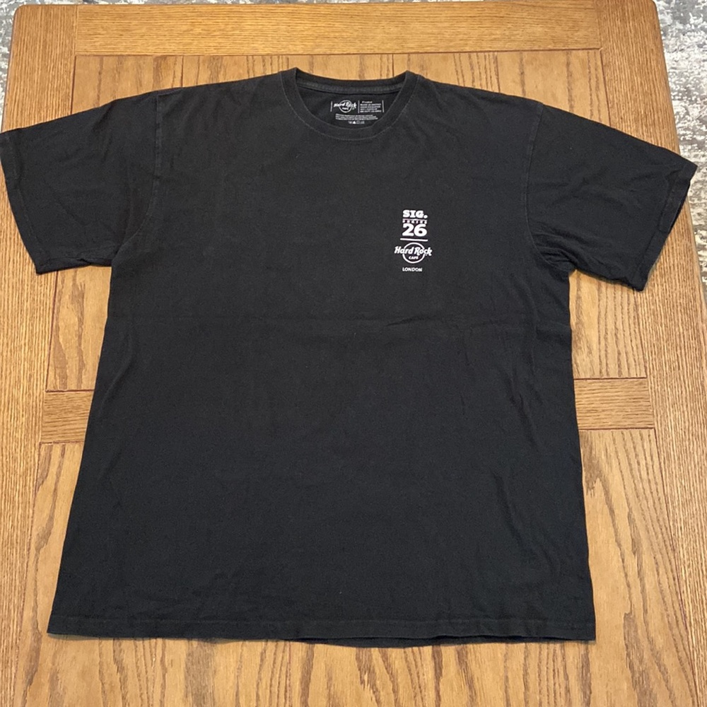 Hard Rock Cafe LONDON Sig Series 26 BON JOVI T-Shirt ~ Men’s Size XL